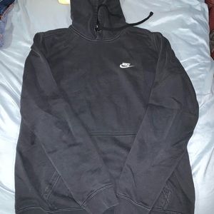 women’s nike black sweatshirt